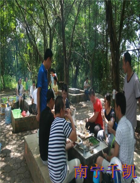 千凱鄉(xiāng)村大世界燒烤