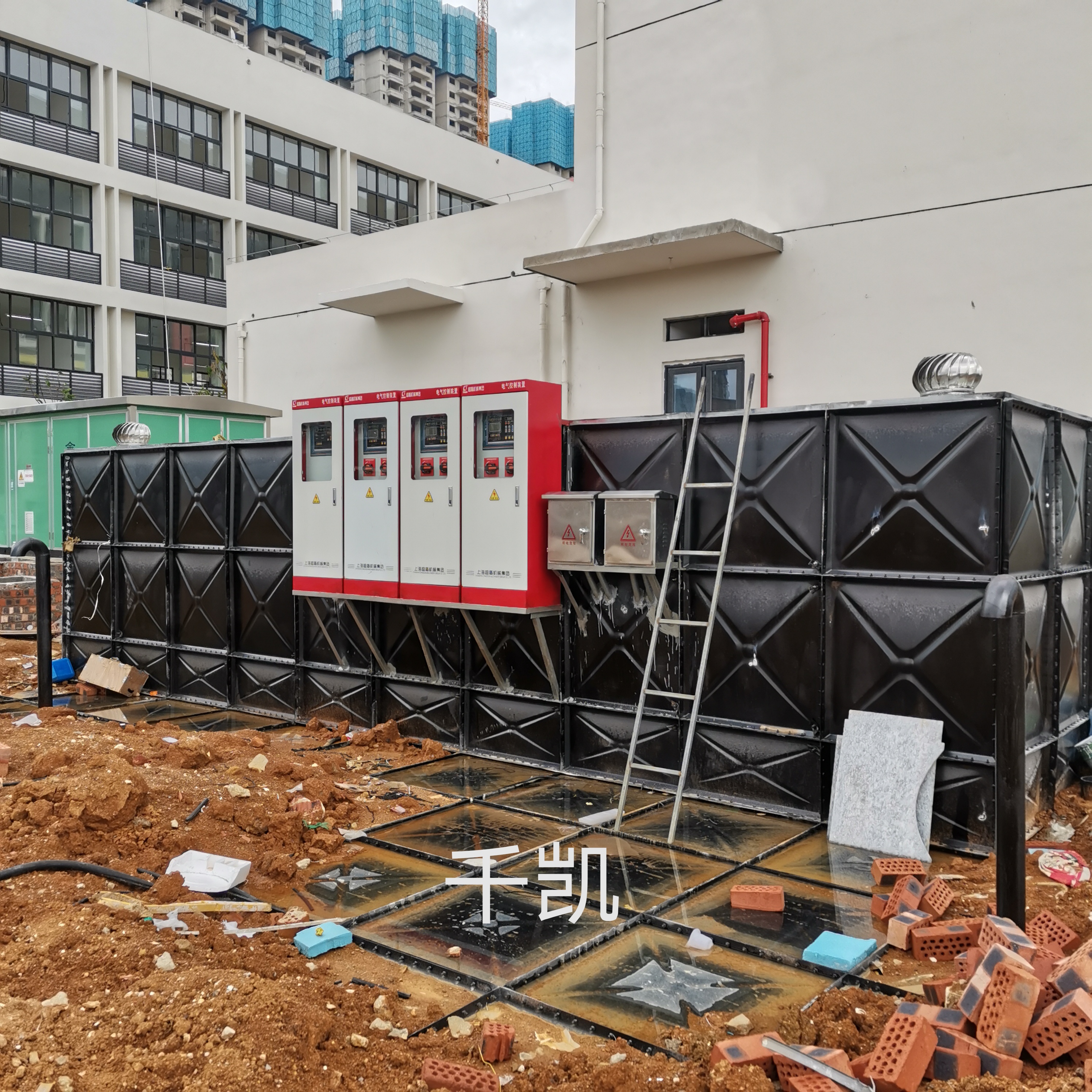 武鳴里建第四小學(xué)585m3地埋水箱項(xiàng)目竣工